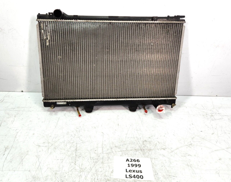 ✅ 98-00 OEM Lexus LS400 XF20 Engine Motor Coolant Radiator*