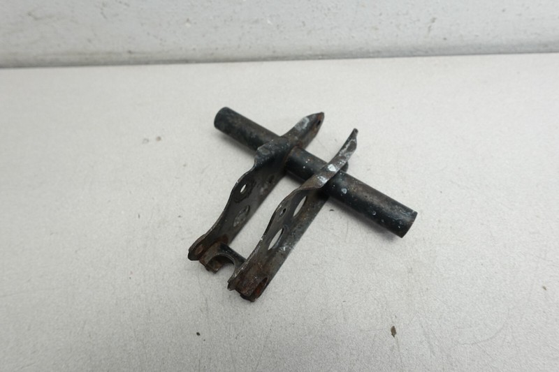 1999-2000 Ski-Doo Formula MXZ Mach Z Grand Touring OEM Welded Shock Support
