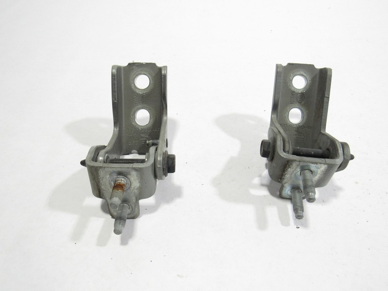 10-15 Jaguar XK XKR 2014 Front Right Passenger Door Hinges Support Set Pair 2|:M