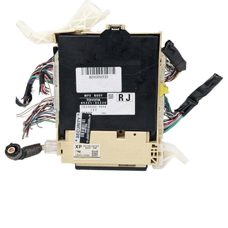 2015-2017 Toyota Camry MPX Multiplex Network Body Control Module Fuse Box OEM