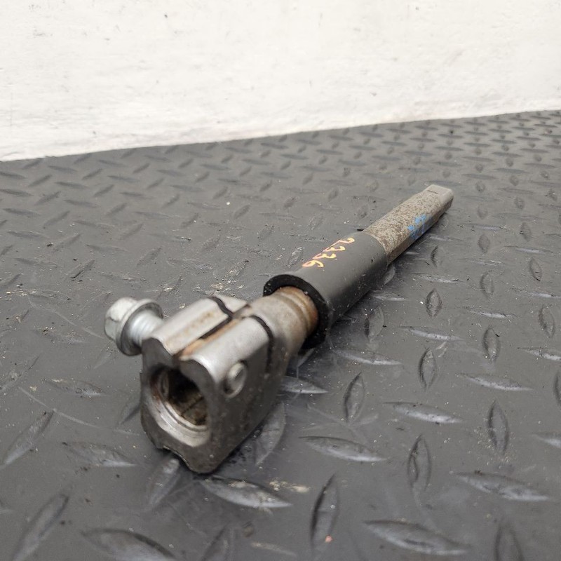 08-16 Chrysler Town & Country Steering Column Shaft Extension OEM 4680592AC