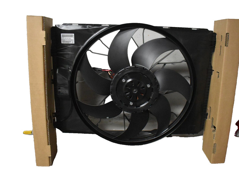 2012-2015 MERCEDES BENZ C350 4MATIC RADIATOR FAN FACTORY OEM