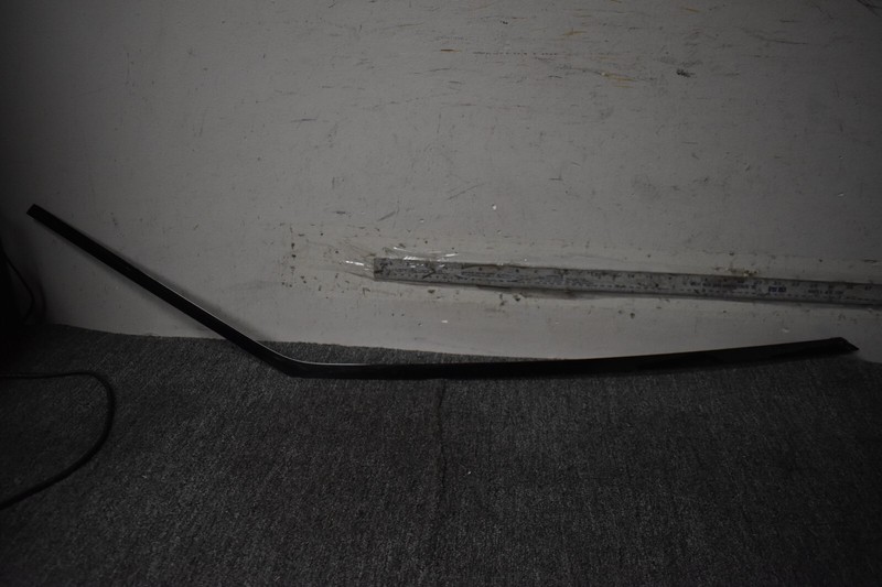 LAND ROVER VELAR MOLDING TRIM LEFT SIDE FACTORY OEM