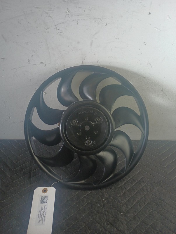 2022-2025 Nissan Rogue Left Radiator Cooling Fan Motor & Blade Japan 1.5L OEM