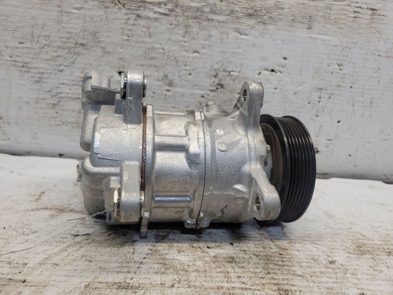 Air Conditioner AC Compressor Fits 18-24 BMW X3 1675337