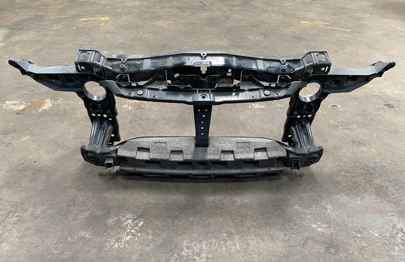 11-14 PORSCHE CAYENNE FRONT RADIATOR SUPPORT W/ REINFORCEMENT BAR OEM #A0.61