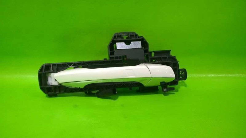 08-14 MERCEDES BENZ C350 PASSENGER RIGHT FRONT EXTERIOR DOOR HANDLE OEM 3991-45