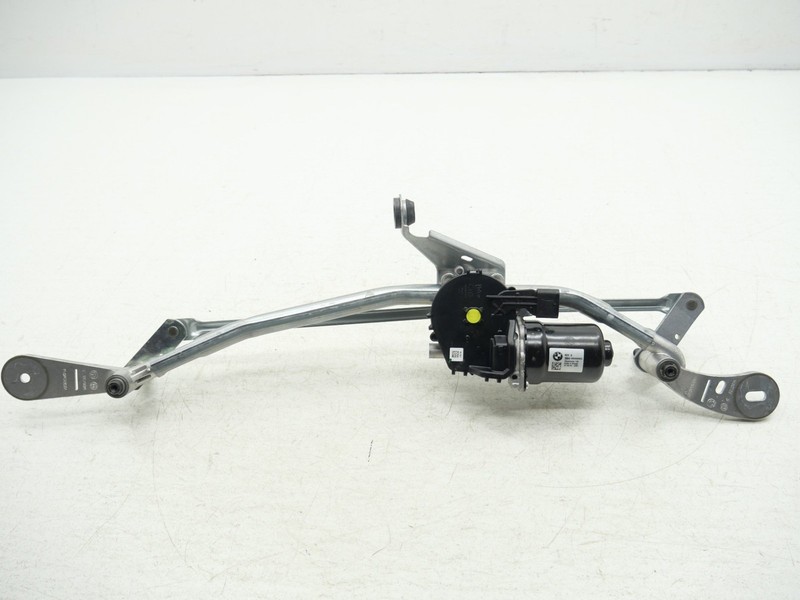 2021-2025 BMW M3 G80 Front Wiper Motor Linkage 61-61-7-427-901 OEM