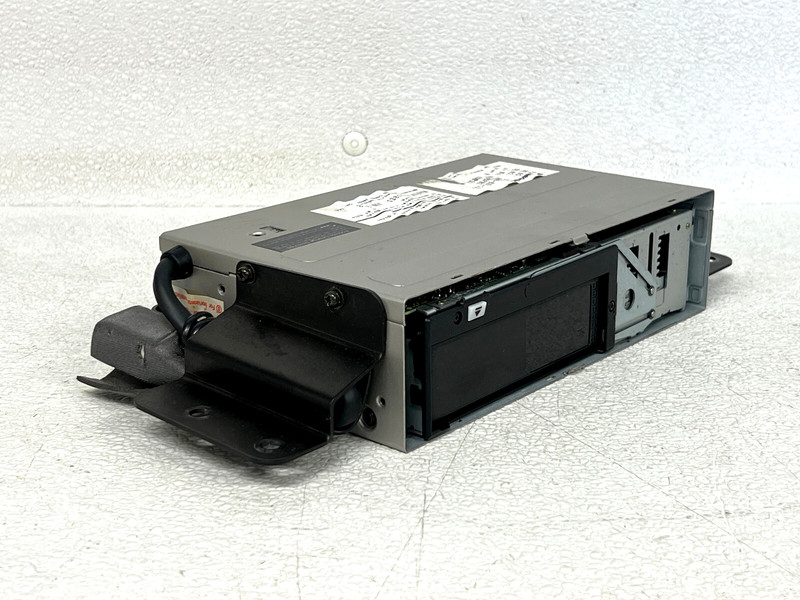 ⭐2003-2004 HONDA ELEMENT EX RADIO DVD CD DISC PLAYER CHANGER UNIT OEM LOT2532