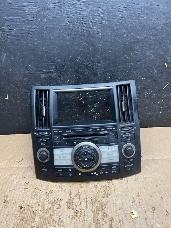 2006 - 2008 Infiniti FFX35 FX45 Radio Climate Control Panel Bezel v7725 DG