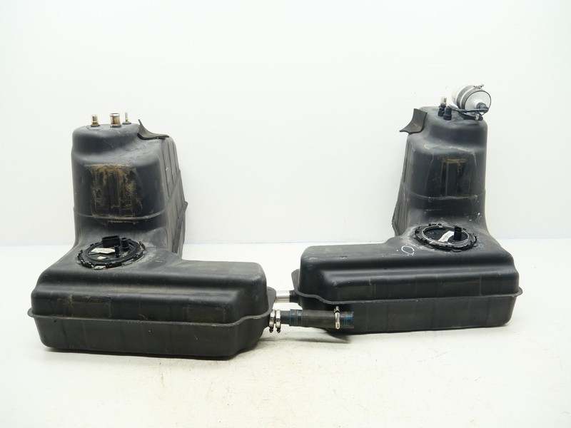 2007-2012 Audi R8 Fuel Tank Gas Reservoir Left Right Pair 420201022 OEM