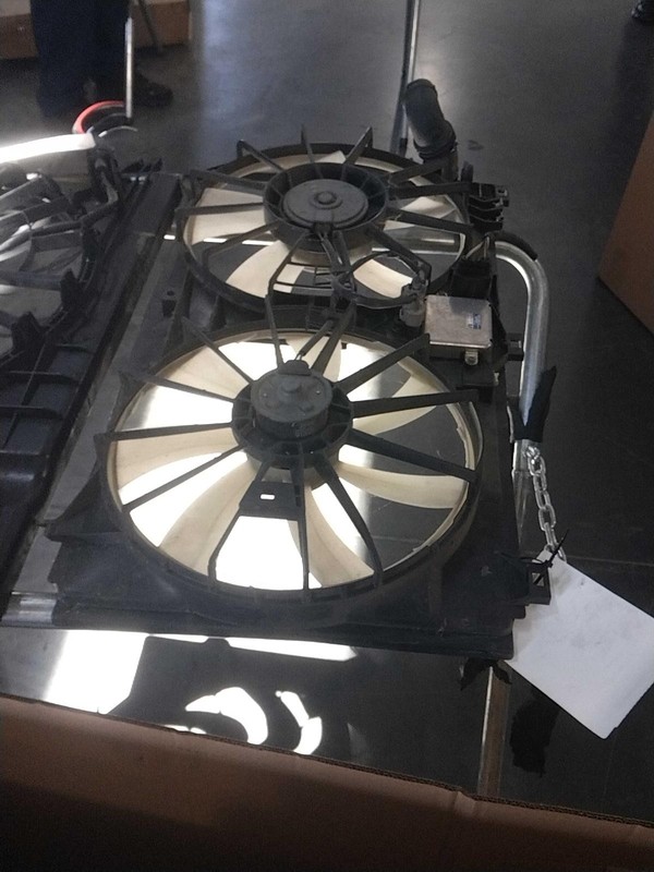 2010 Lexus GS350 Engine Cooling Fan Motor OEM 3.5L Grey 188K Miles