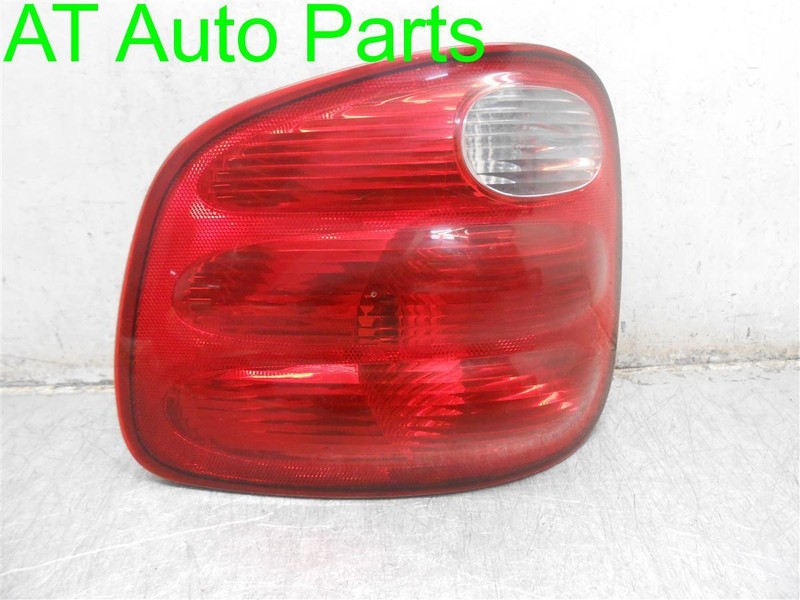 00-04 FORD F150 DRIVER LEFT REAR TAILLIGHT OEM 166-01847L