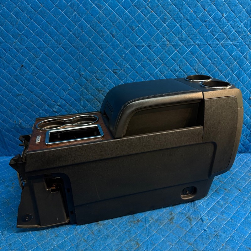 2015 2016 2017 Lincoln Navigator OEM Black Nice Center Console