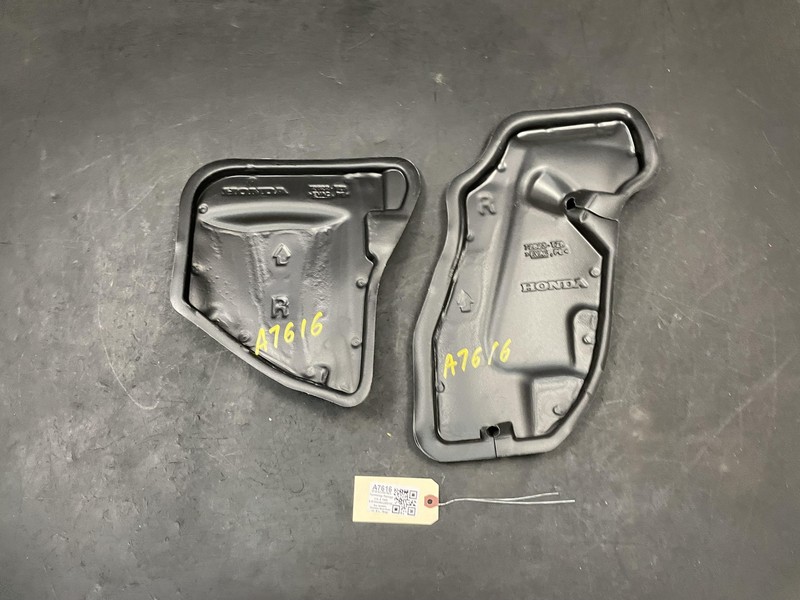 2PC Rear Right Door Inner Barrier Cover 2018 Acura MDX 72823-TZ5-A01 2014 - 2020