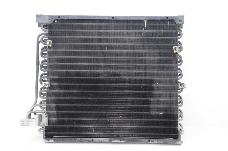 1996-2002 BMW Z3 Roadster Ac Condenser Assembly