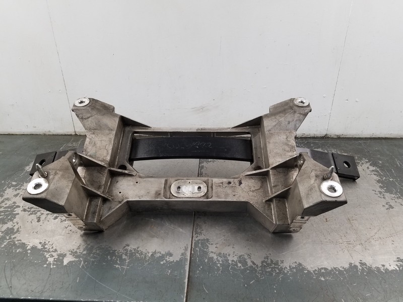 2004 Chevy Corvette C5 Vert Rear Sub Frame / Mono Leaf Spring #8499 A5
