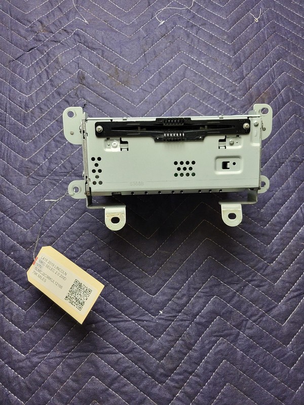 Used Oem Lincoln Audio Equip Radio Receiver KJ7T-19C107-DB for 2017-2019 MKC