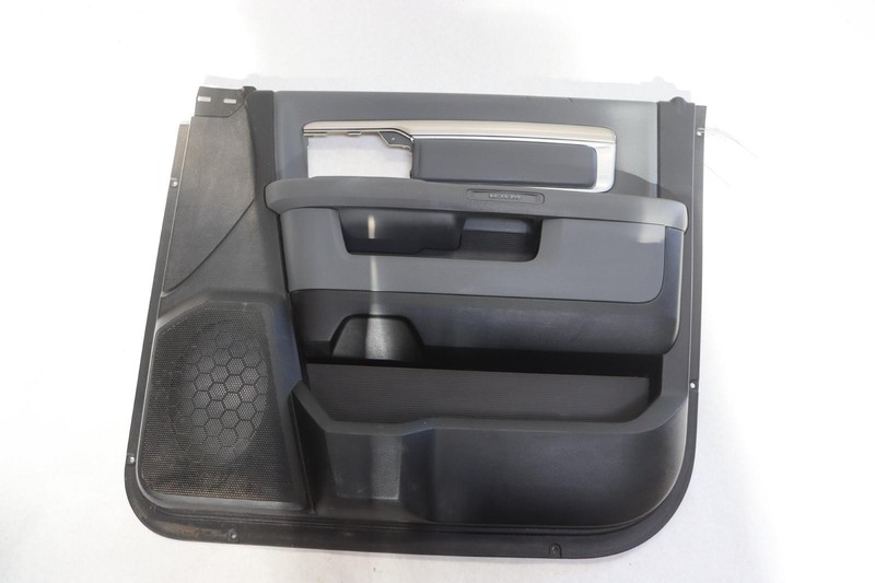 2013-2023 RAM 1500 QUAD CAB FRONT RIGHT PASSENGER DOOR PANEL TIRM COVER GRAY OEM
