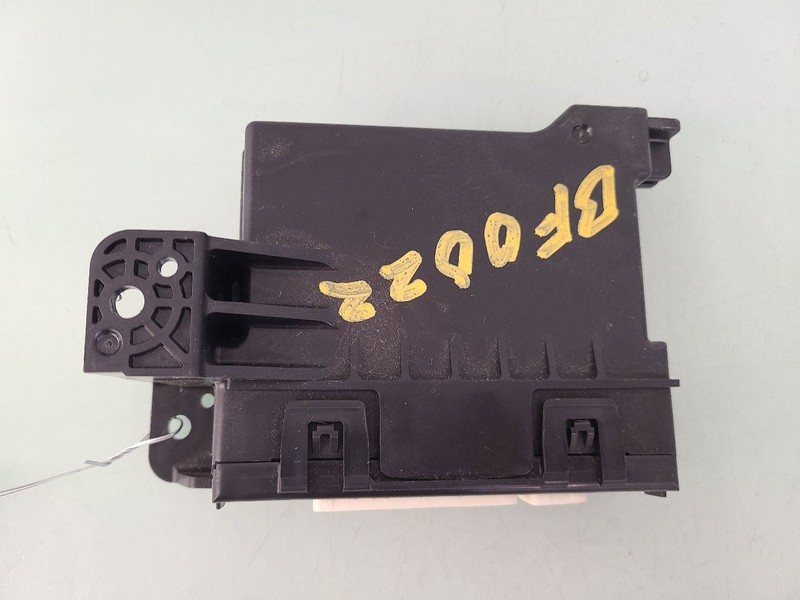 Chassis ECM Temperature Sedan Heater Housing Mounted Fits 17-19 COROLLA 589089