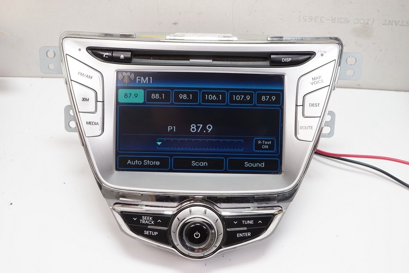HYUNDAI ELANTRA Radio Navigation Unit AM-FM Tuner CD GPS DVD OEM 2011 2012