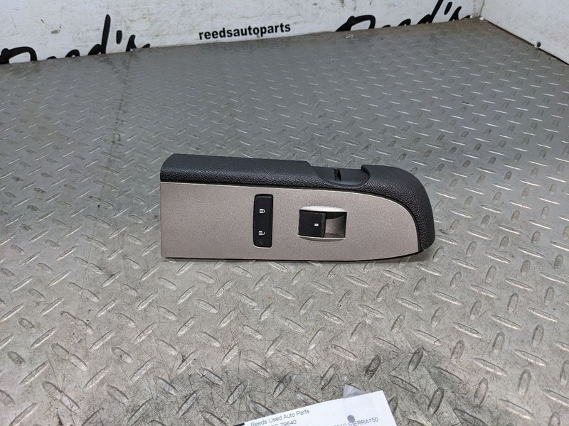 Driver Front Door Switch Driver's Master Fits 07-14 SIERRA 2500 PICKUP 1179953