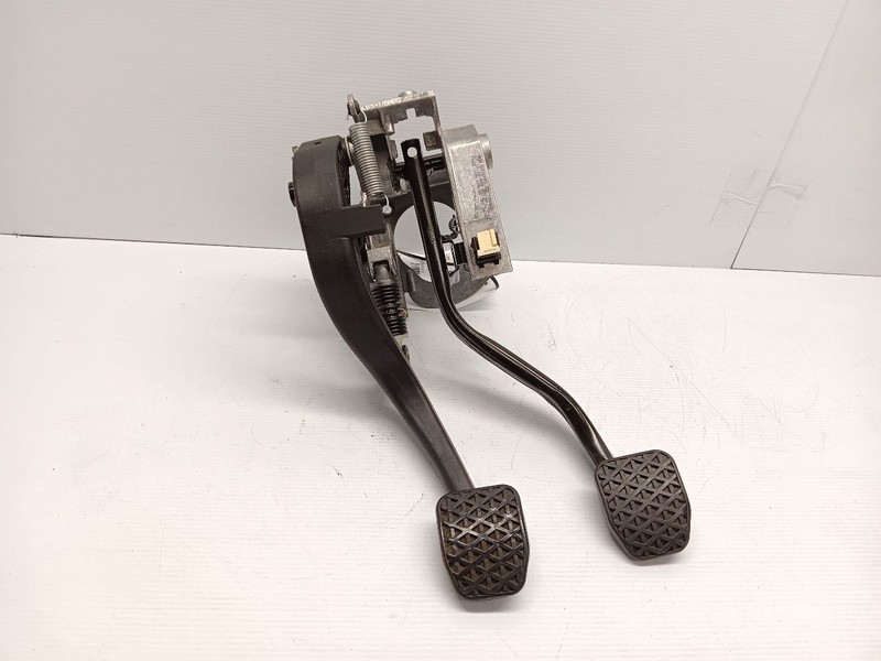 15-20 OEM BMW F87 F80 F82 M2 M3 M4 MANUAL TRANSMISSION Clutch Brake Pedals