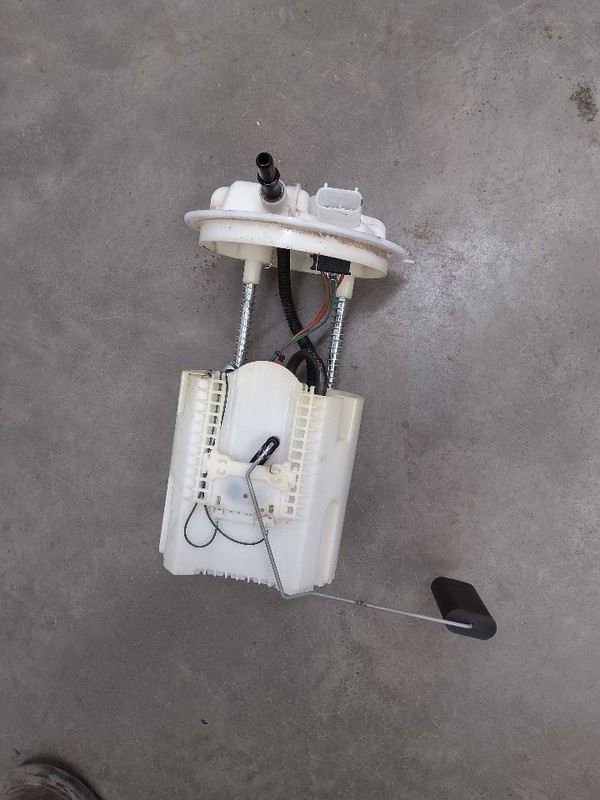 Fuel Pump Assembly 3.3L Fits 08-10 CARAVAN 242724