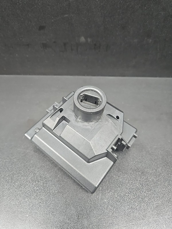 2015 MERCEDES S-CLASS S550 W222 SEDAN IGNITION SWITCH LOCK MODULE W/O KEY OEM