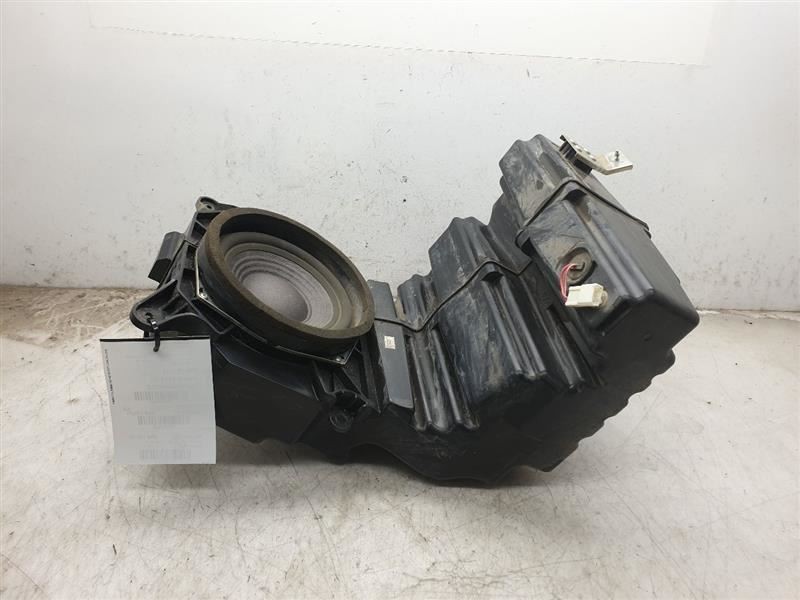 13 LEXUS RX350 SUBWOOFER