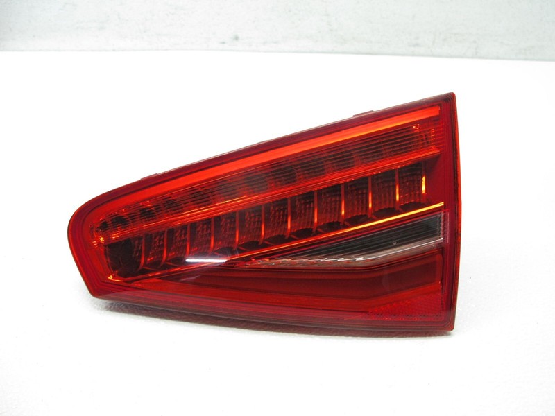 13-16 AUDI B8 A4 S4 SEDAN REAR RIGHT TRUNK MOUNTED TAIL LIGHT LED OEM 013024D