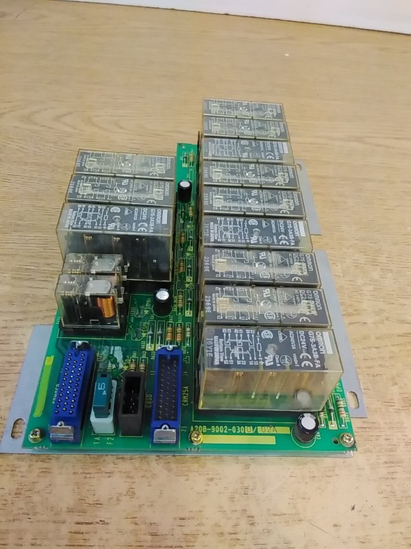 Fanuc A20B-9002-030 Relay Board