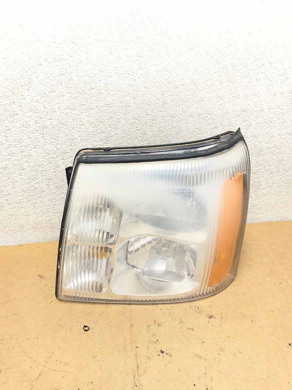2002 to 2006 Cadillac Escalade Left Driver Lh Xenon HID Headlight Oem X7033 DW