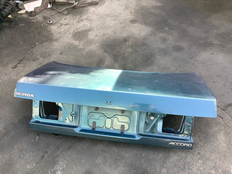 90-91 Honda Accord Trunk Lid Shell 68500-SM4-V50ZZ OEM