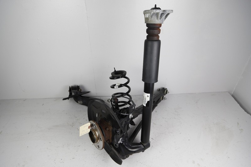 2016-2021 BMW X1 F48 FWD Rear Right Suspension Arms Hub Knuckle Shock Strut OEM