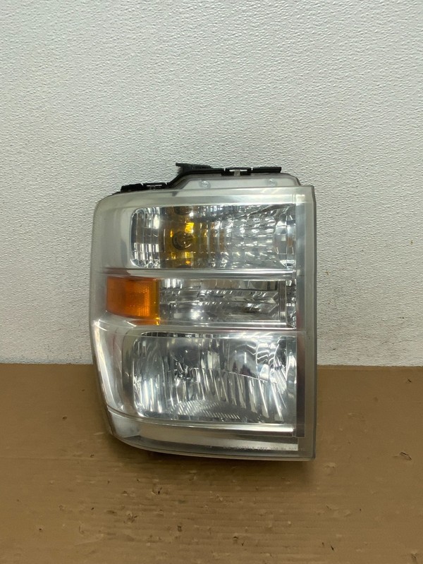2008-2014 Ford Econoline E150 E250 E350 Right Passenger Headlight Oem AD4250 DW