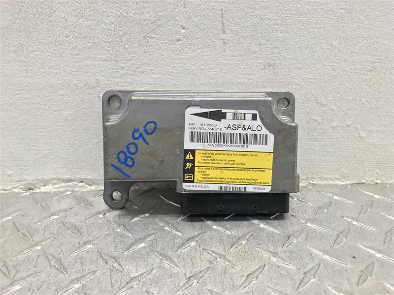 05 06 TRAILBLAZER ENVOY AIR BAG MODULE OEM 12240210