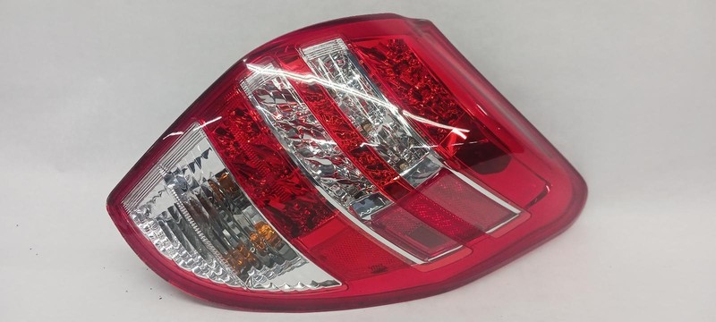 09-'11 TOYOTA RAV4 Right Passenger Outer Taillight OEM Grade A