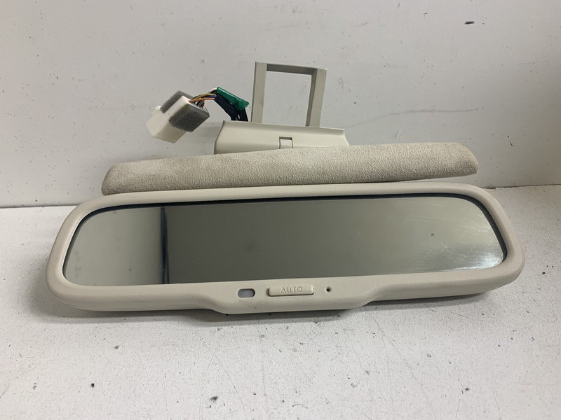 2001-2003 Lexus LS430 Rear View Mirror Glass E13 010497