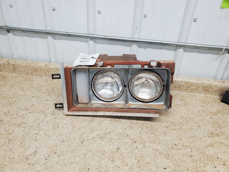 IMPALA1975 Headlight 309438