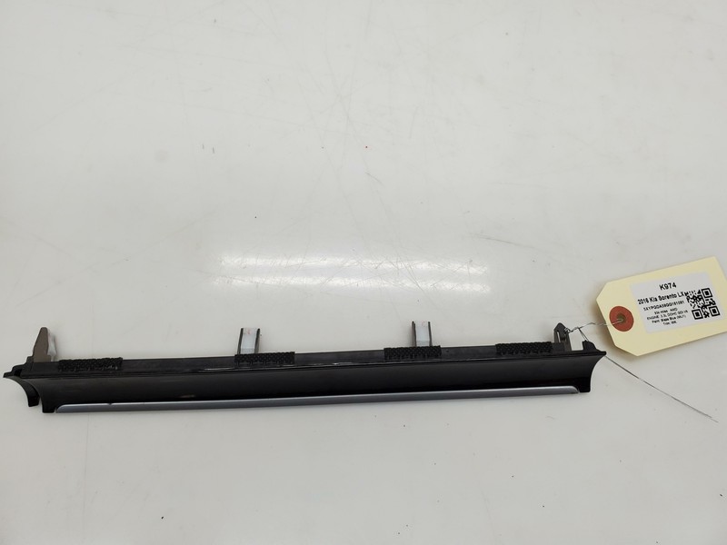Right Dash Trim Cover Molding 84785-C5000 2016 Kia Sorento 2017 2018 2019 2020