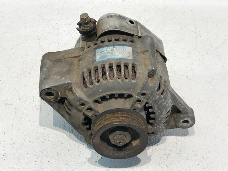 96-98 TOYOTA 4RUNNER 95-99 TACOMA 00-02 TUNDRA ALTERNATOR 27060-62180