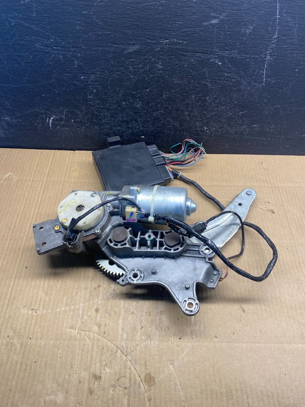 2007 2008 Acadia Enclave Escalade Suburban Liftgate Door Module Motor AD4906DG
