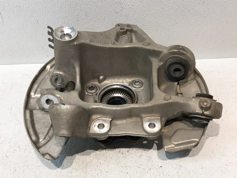 17-21 BMW 540i Sedan Rear Right Hub Knuckle Wheel Bearing Carrier OEM 48K