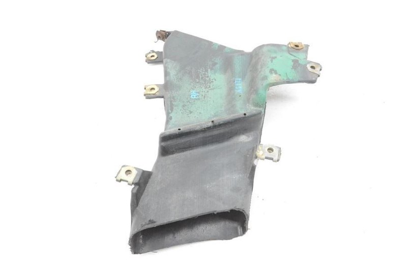 1986-1988 Mazda RX7 FC Vert Passenger Right Front Brake Duct FB01 43 63