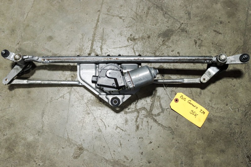 2010-2015 Chevy Camaro SS Z28 Windshield Wiper Motor Assembly OEM *USED*