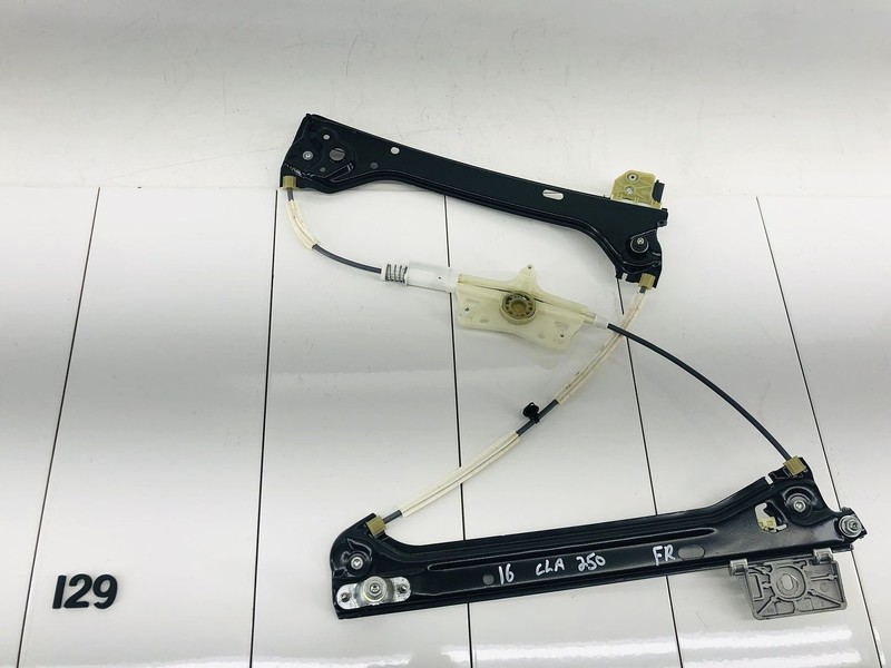 14-19 MERCEDES BENZ CLA250 C117 FRONT RIGHT SIDE DOOR WINDOW REGULATOR OEM