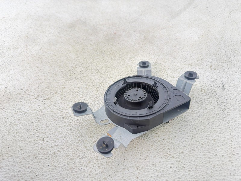 2015-23 DODGE CHARGER FRONT RIGHT SIDE UPPER SEAT BLOWER FAN MOTOR OEM