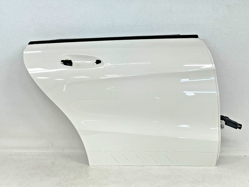⭐2014-2019 MERCEDES CLA45 AMG REAR RIGHT DOOR PANEL COVER SHELL WHITE LOT2645