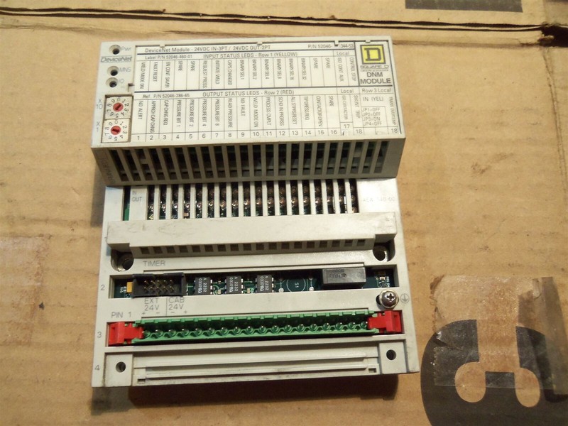 Square D Schneider Automation TSX Momentum 170AEW3400 I/O Base